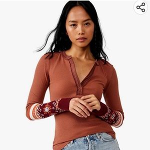 #73. NWT Free People  Milan layering thermal.